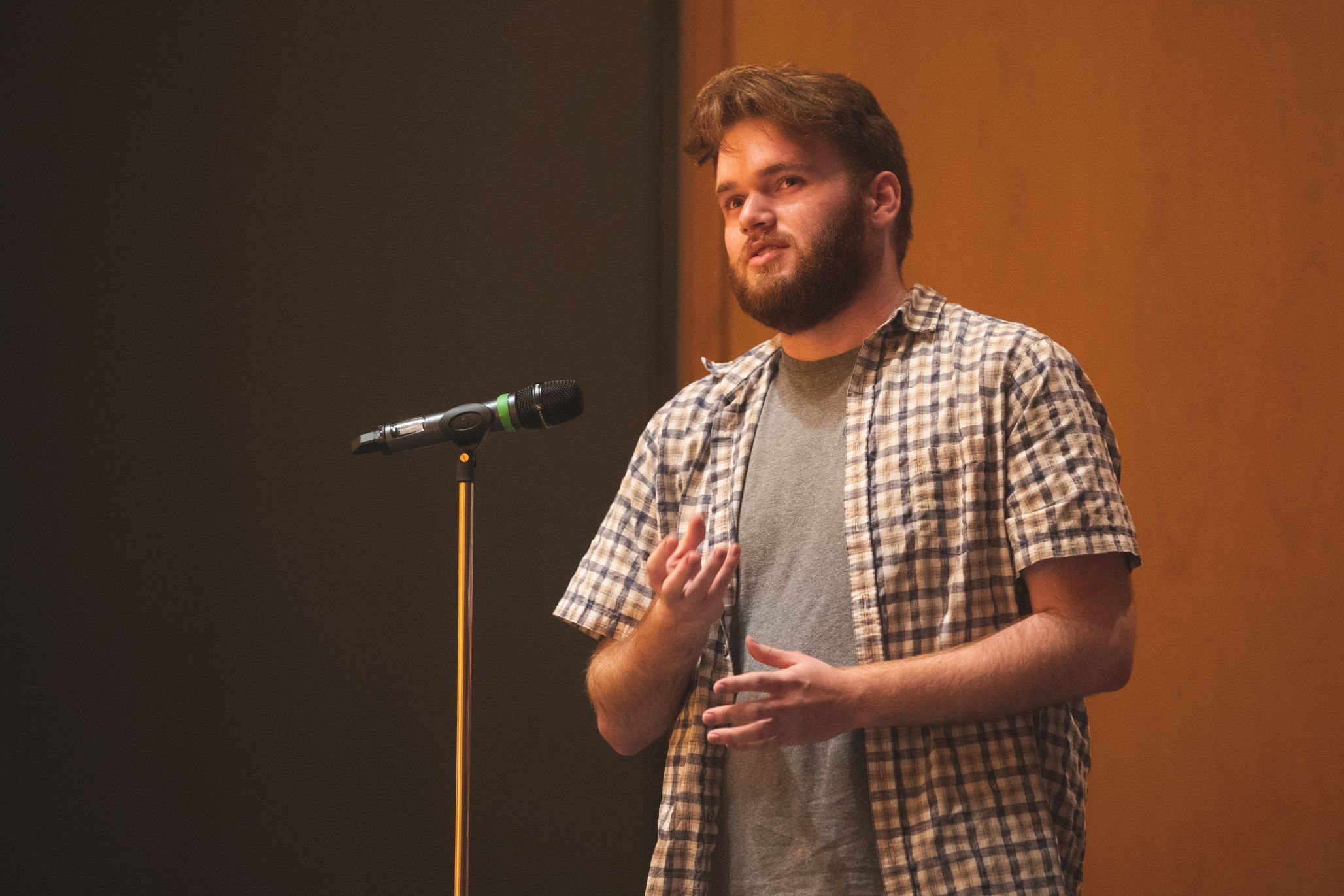 A University of West Florida student asks a question at a 2022 Constitution Day event