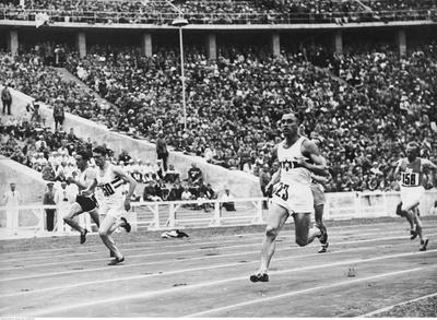 Men running during the Berlin Olympics in 1936