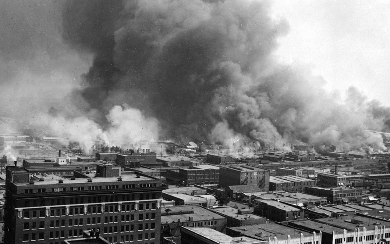 Tulsa in flames during the height of the riot, 1921